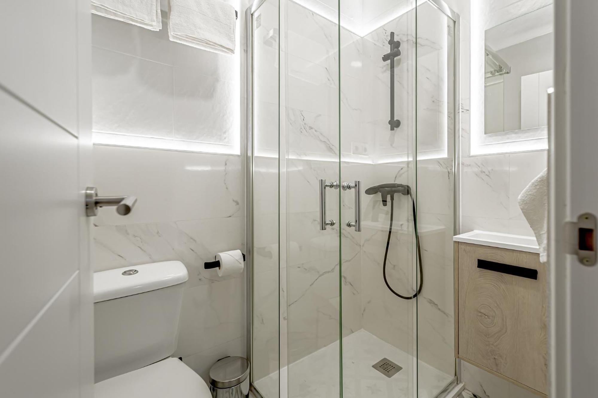 Apartamentos Pensamiento Madrid Exteriör bild
